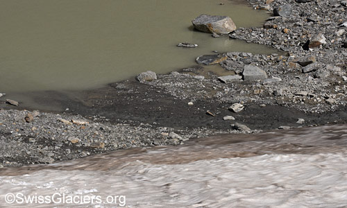 Bereich zwischen dem nördlichen Gletschersee und der Gletscherzunge am 8.8.2025.
