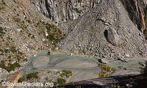 Schuttkegel mit grossem Felsblock am 19.9.2022