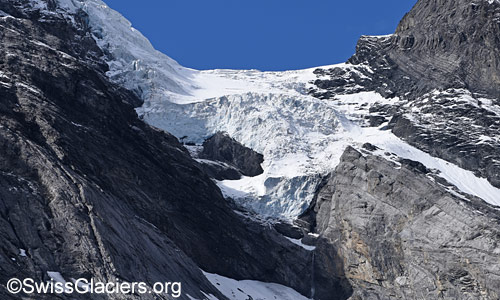 Abbruch des Morgenhorngletschers beim Blüemlisalpsattel. Foto vom 31. August 2025.