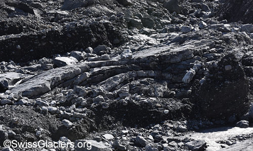 Aufschluss am Beginn des Erosionsgrabens. Foto vom 31. August 2025.