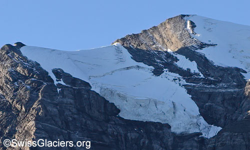 Hängegletscher Morgenhorn aus der Region Steineberg (Kiental). Foto vom 7. September 2024.