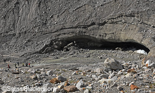Gletschertor des Oberaargletschers am 18. Juli 2025.