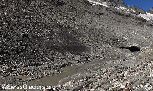 Toteis und Gletschertor am 2. Juli 2022