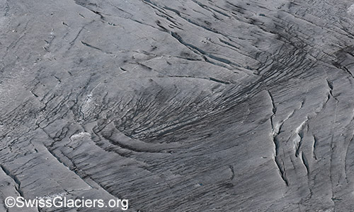 Anzeichen für Enstehung eines Einsturztrichters am 8.7.2022.