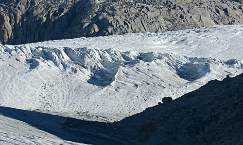 Ausschnitt Rhonegletscher beim Richtungswechsel auf ca. 2600m ü.M. am 10.7.2025.