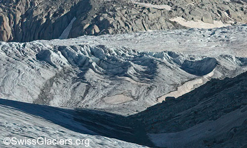 Ausschnitt Rhonegletscher beim Richtungswechsel auf ca. 2600m ü.M. am 29.7.2024.