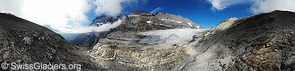 Zunge des Kanderfirns und proglazialer See (Landaufnahme).